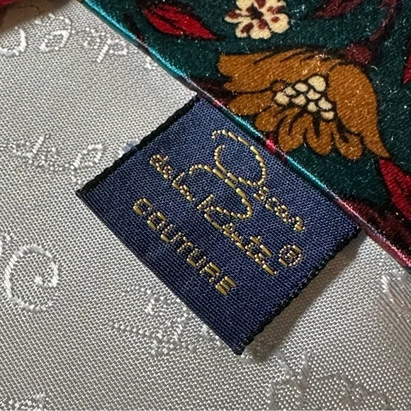 Vintage Oscar de la Renta Couture Men's Neck Tie – Silk Velour, GORGEOUS !! - Picture 5 of 11